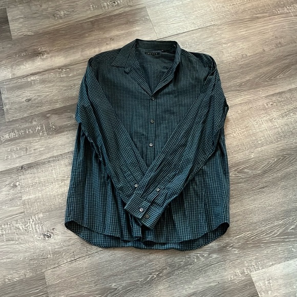 Men’s Theory Button-Down - Picture 2 of 3